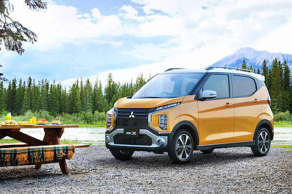 Mitsubishi eK X